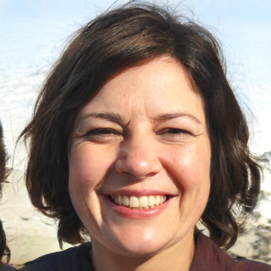 Yolanda Montara, Principal Financial Analyst